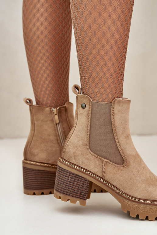 Dameslaarzen verwarmd met hakken gemaakt van eco-suède beige Irissinae Dameslaarzen verwarmd met hakken gemaakt van eco-suède beige Irissinae