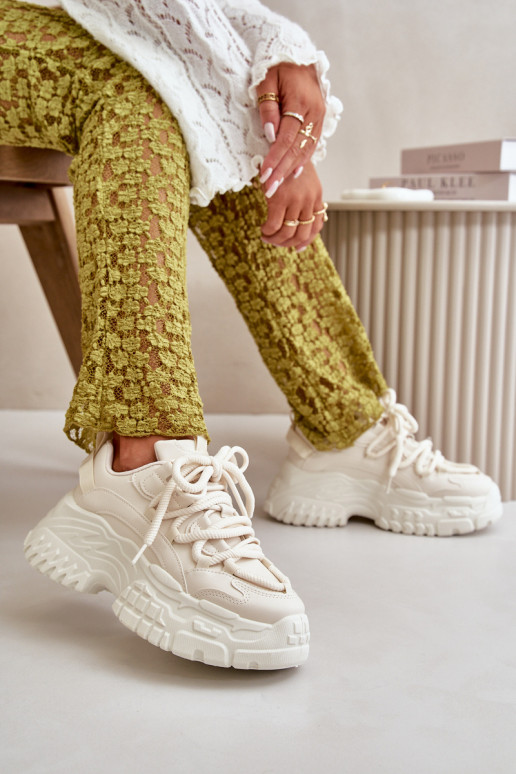 Sneakers model schoenen Dames met modieuze massieve zolen in ivoorkleur Nevela Sneakers model schoenen Dames met modieuze massieve zolen in ivoorkleur Nevela