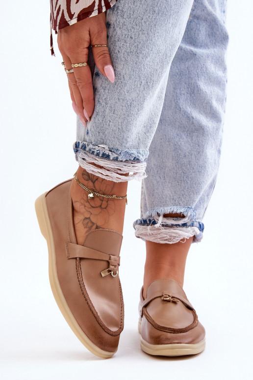 Klassieke damespantoffels in bruin... Klassieke damespantoffels in bruin...