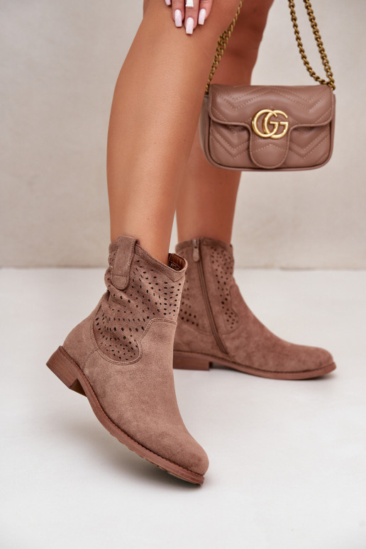 Dames opengewerkte hak met brede hak...