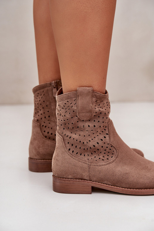 Dames opengewerkte hak met brede hak...