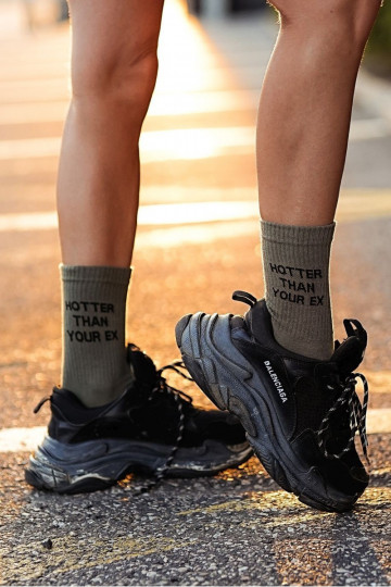 Sokken Dames met de inscriptie Hotter Than Your Ex groene kleur