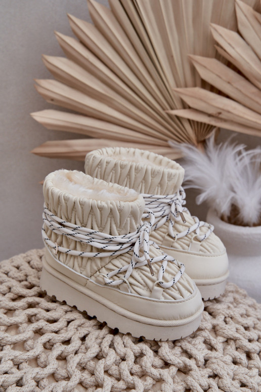 SneeuIn laarzen Kinderen opInarmen Grubym met bont erin ivoor Opstira SneeuIn laarzen Kinderen opInarmen Grubym met bont erin ivoor Opstira