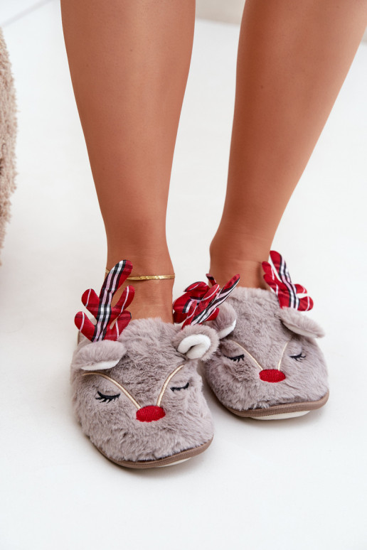 Kerstslippers met een rendier-thema in zandkleur Sylaia