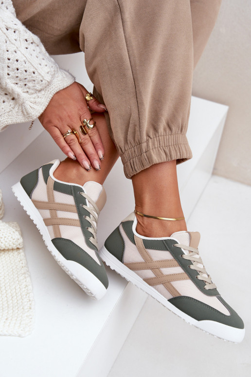 Laag Sneakers Vrijetijdsschoenen beige-groene kleur Eezore