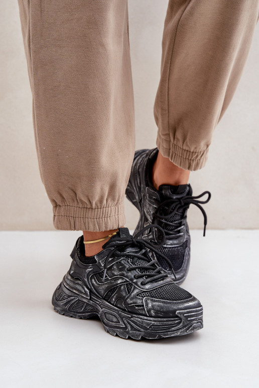 Schoenen met sneakers-model voor dames met slijtage-effect en platform in zwarte kleur SeladĮen