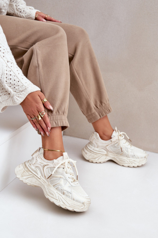 Schoenen met sneakers-model voor dames met slijtage-effect en platform in zandkleur SeladĮen