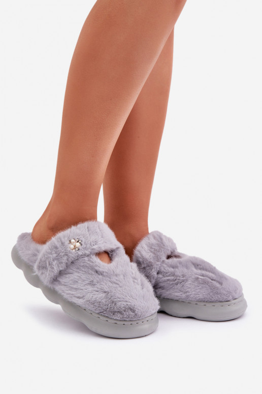 Dames slippers met bont en broche in grijs Primaria