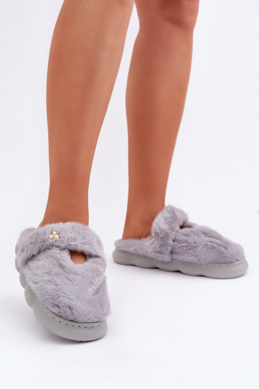 Dames slippers met bont en broche in grijs Primaria