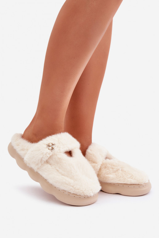 Dames slippers met bont en broche in ivoorkleur Primaria
