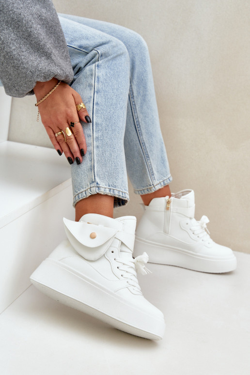 Hoog Sneakers model schoenen met extra pit met platform Initte kleur Saramis