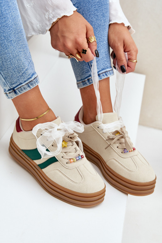 Sneakers model schoenen Dames Z Przypinkami beige Jariana Sneakers model schoenen Dames Z Przypinkami beige Jariana