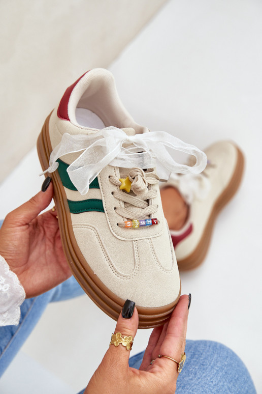 Sneakers model schoenen Dames Z Przypinkami beige Jariana Sneakers model schoenen Dames Z Przypinkami beige Jariana