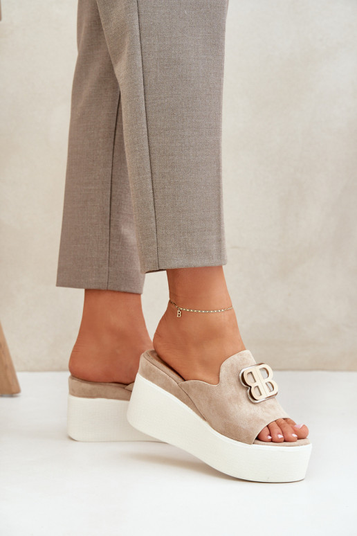 Slippers met platform I Koturnie met ornamenten beige Tanonea Slippers met platform I Koturnie met ornamenten beige Tanonea