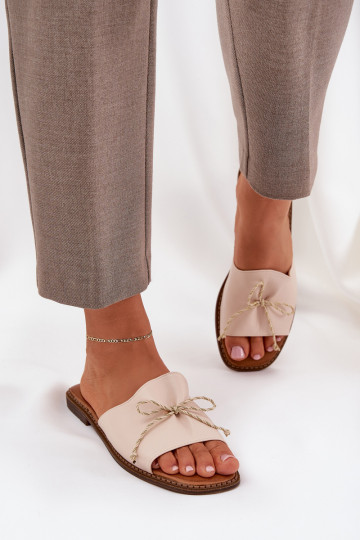 Slippers Op een platte zool versieren Kokardką beige Deonelis