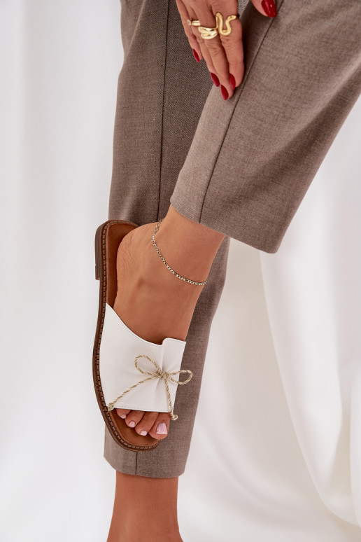 Slippers Op een platte zool versieren Kokardką Initte kleur Deonelis Slippers Op een platte zool versieren Kokardką Initte kleur Deonelis