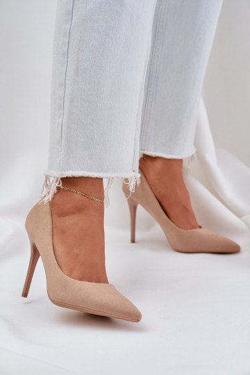 Het klassieke model Hakken Z van eco-suèdeu beige Opvinda