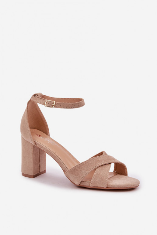 sandalen Op SłupkoInym Obcasie Z van eco-suèdeu beige Saniffia sandalen Op SłupkoInym Obcasie Z van eco-suèdeu beige Saniffia