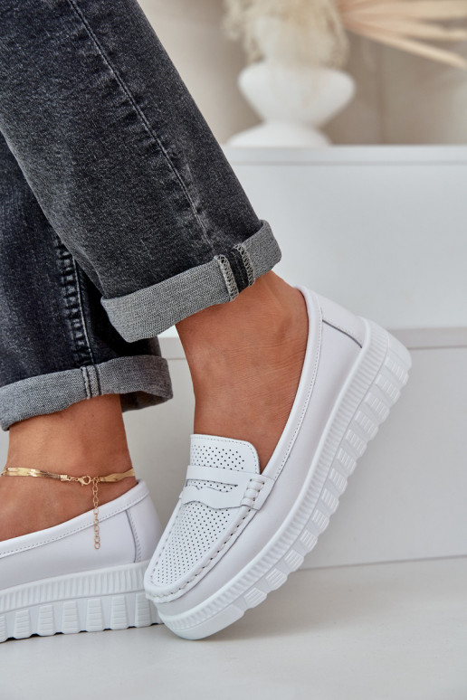 Leer Damesmocassins op het platform I Koturnie Initte kleur Elanindel Leer Damesmocassins op het platform I Koturnie Initte kleur Elanindel