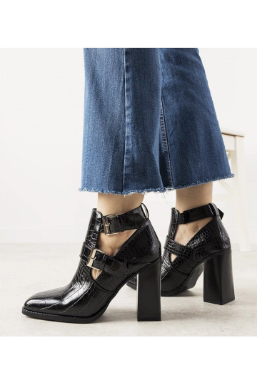 Sorte ankelstøvler med... 2