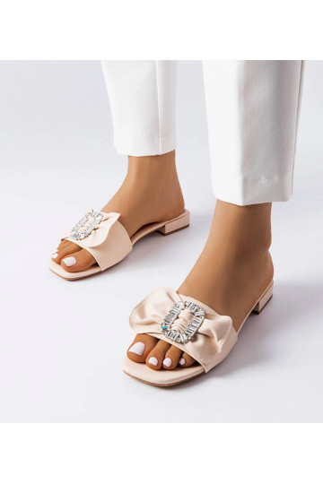 Beige elegante sandaler med...
