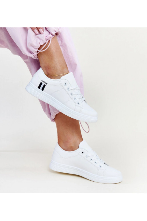 Hvide damesneakers sneakers med snøre...