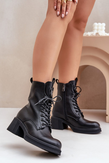 Gevoerde enkellaarzen van...