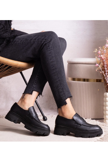 Zwarte veterschoenen van eco-leer Kirna 2