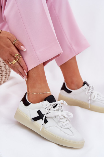 Zwarte lage sneakers voor dames Zelevelis
