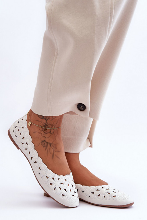 Glanzende opengeInerkte schoenen Initte kleur Visionary