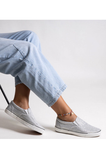 Zilveren glanzende sneakers... 2