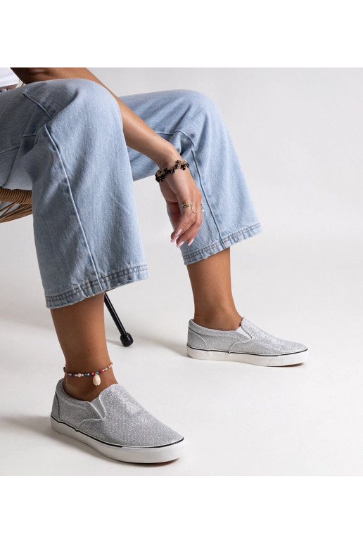 Zilveren glanzende sneakers Lublubah Zilveren glanzende sneakers Lublubah
