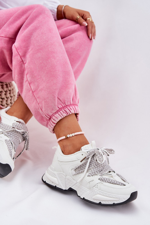 Sneakers model schoenen sportschoenen Dames Z PodInójnym Vetersluitingm Initte kleur Efobell Sneakers model schoenen sportschoenen Dames Z PodInójnym Vetersluitingm Initte kleur Efobell