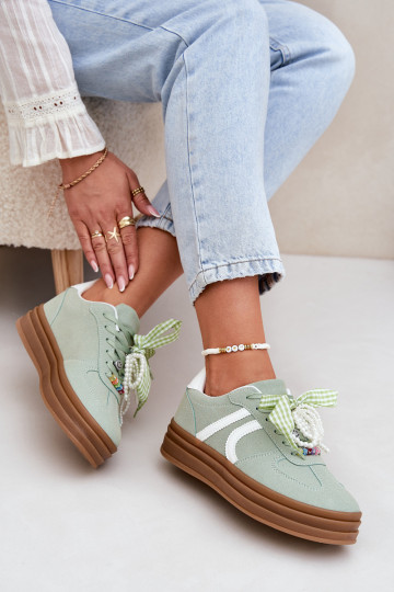 Vinness dames sneakers met platform en mooie details in groene kleur