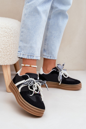 Modelio sneakers met platform en mooie details zwarte kleur Vinness