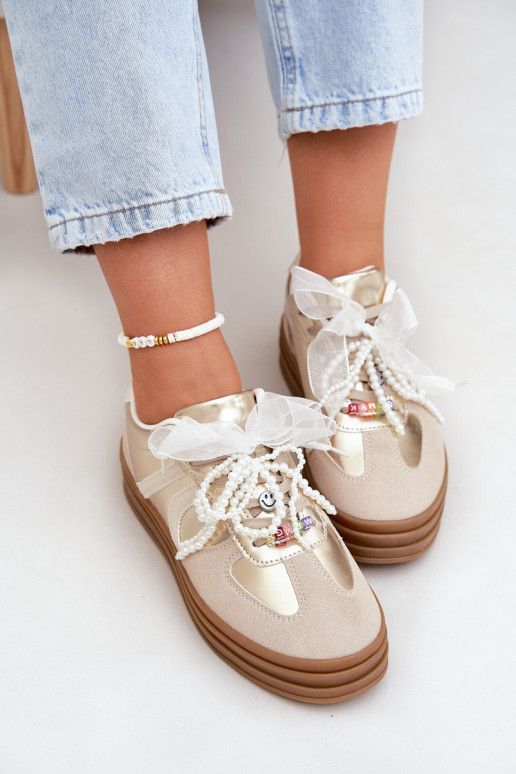 Sneakers model schoenen Dames met platform met mooie details beige-gouden kleur Vinness Sneakers model schoenen Dames met platform met mooie details beige-gouden kleur Vinness