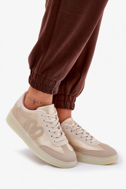 Lage sportieve schoenen dames van eco-leer in zandkleur Iladira Lage sportieve schoenen dames van eco-leer in zandkleur Iladira