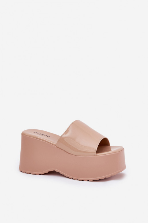 met lak-effect Dames slippers met platform Hoge Hakken zandkleur Nellevia met lak-effect Dames slippers met platform Hoge Hakken zandkleur Nellevia