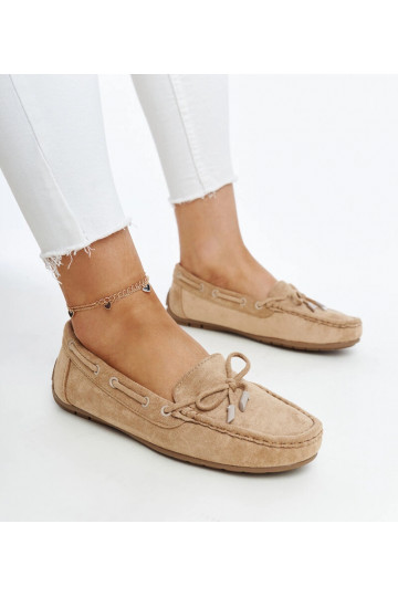 Bruine mocassins met strik...